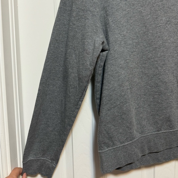 Heather gray crewneck sweatshirt. Great condition. Size Medium. - Picture 5 of 5